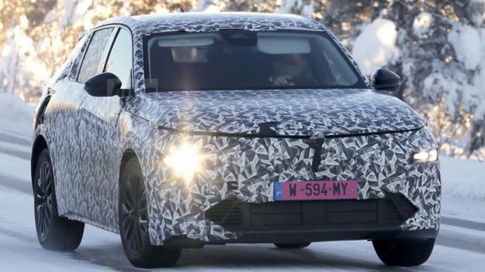 Η Lancia Gamma επέστρεψε: Πρώτες εικόνες από τις δοκιμές! 